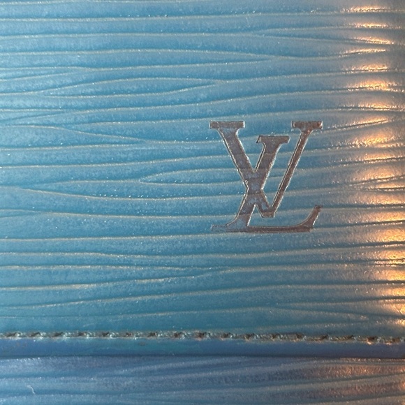Louis Vuitton Epi Leather Elise Wallet in Toledo Blue - Picture 2 of 14